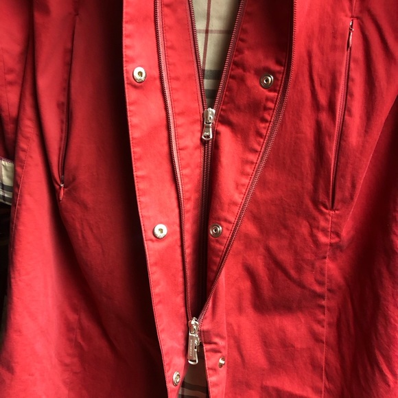 BURBERRY TRENCH COAT - SIZE 10 🎉HOST PICK🎉 10/07/24 - Picture 13 of 15